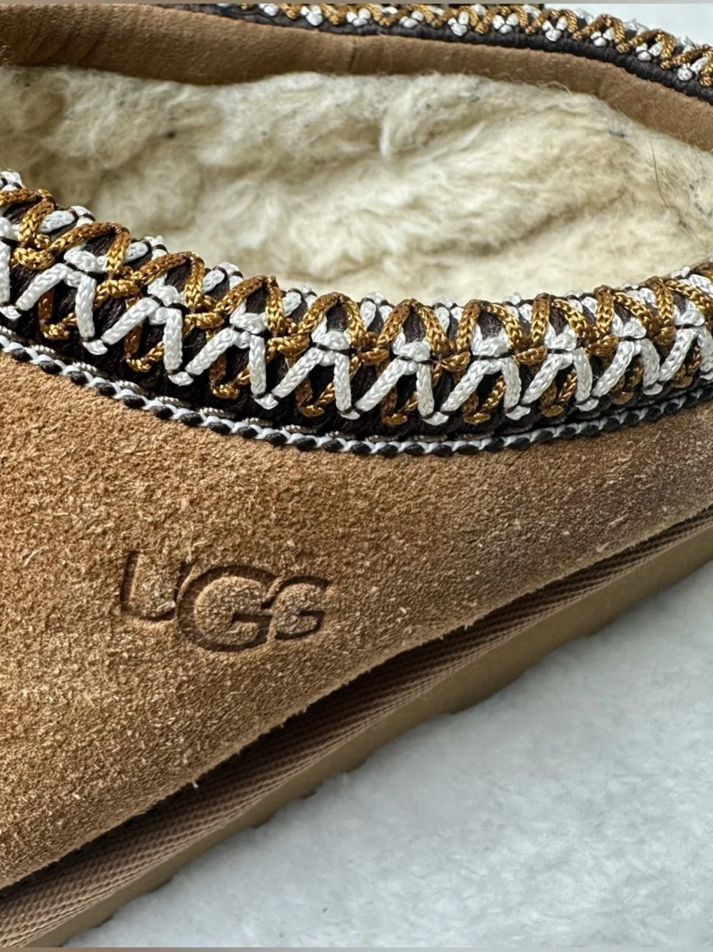 UGG Slip-On Suede Shearling Clogs - Chestnut Brown in Size 3